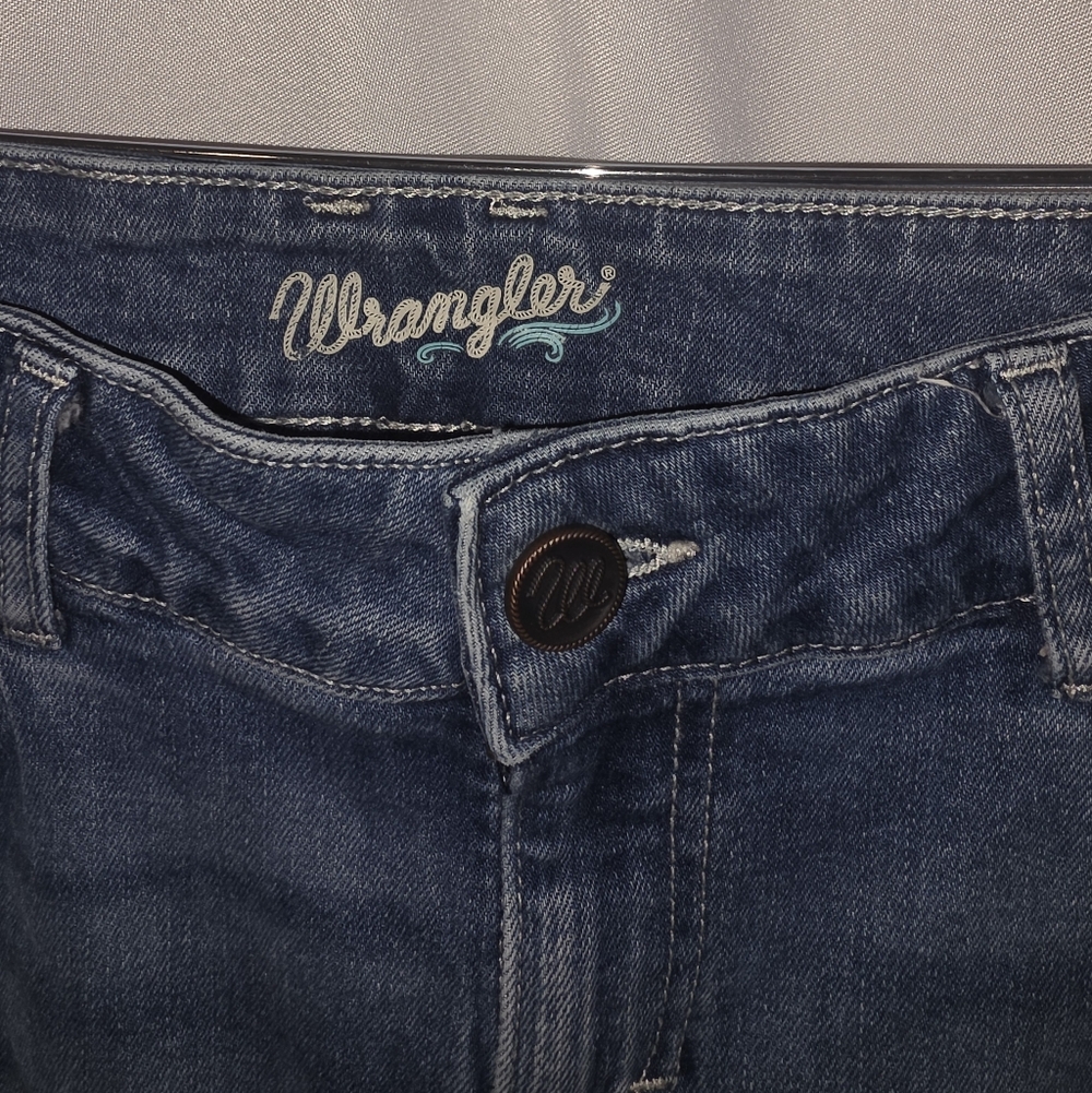 Wrangler Women's Blue Bootcut Jeans - Picture 3 of 5